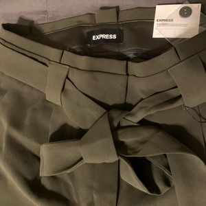 Express High Waisted Paperbag Ankle Pant - new with tags